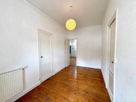 Location Appartement 4 pièces 94m² BORDEAUX 33000 - Photo 3