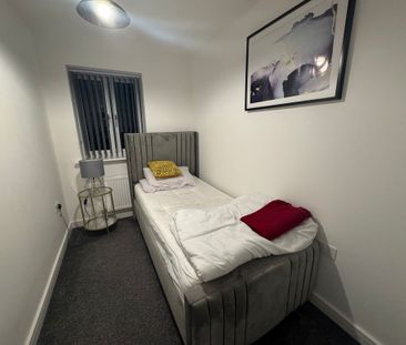 Saxelbye Avenue - Photo 5