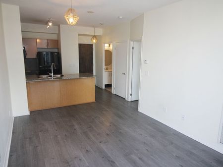 For Lease - 16 Yonge Street Unit# 2804, Toronto, Ontario - Photo 4