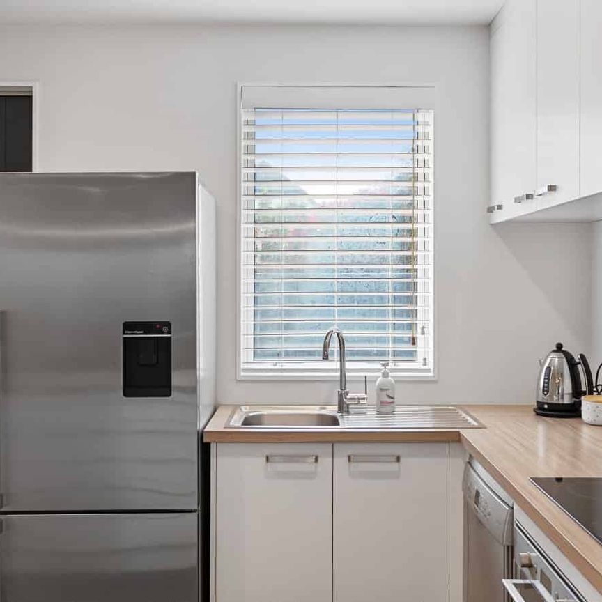 Apartment living in the heart of Merivale - Photo 1