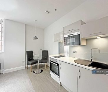 1 bedroom flat to rent - Photo 3