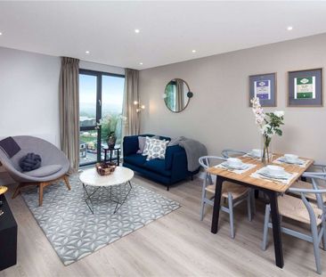 A stylish luxury apartment convenient for town and station - Photo 2