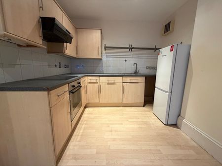 2 Bed Flat, Canute Castle, SO14 - Photo 5