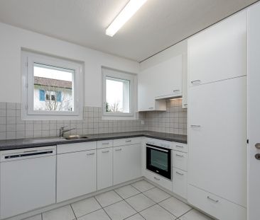 Idyllische Wohnung mit schönem, grossen Gartensitzplatz - Photo 4