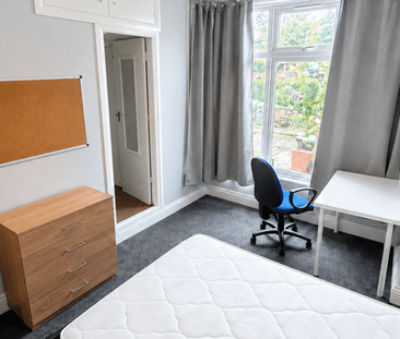 Ebberston Terrace, Hyde Park, Leeds, LS6 1AU - Photo 4