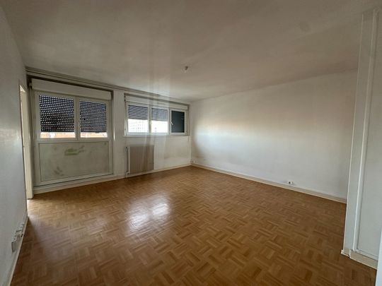 T3 de 55 m² - VILLEURBANNE coeur GRATTE CIEL - Location nue - Photo 1