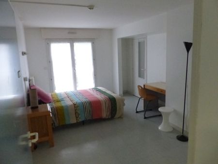 chambre meublée en résidence étudiants Quimper 1 pièce(s) de 22 m2 - Photo 5