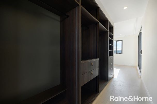 Brand New Four-bedroom Townhouse in the Central of Lindfield - Photo 1