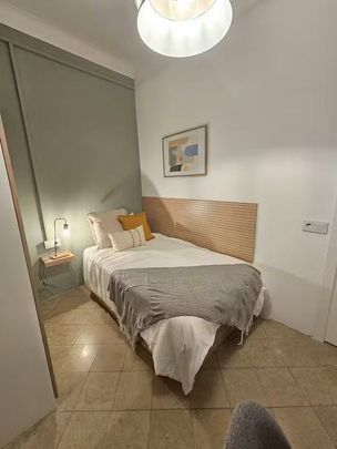 Avinguda Diagonal, Barcelona, Catalonia 08021 - Photo 1