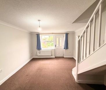 2 bedroom townhouse to rent - Photo 3