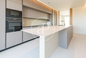 Triplex penthouse for rent in La Finca