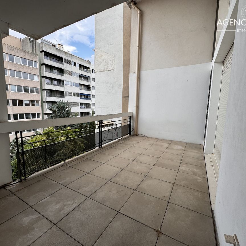 Appartement 4 pièces 134m2 MARSEILLE 8EME 2 650 euros - Photo 1