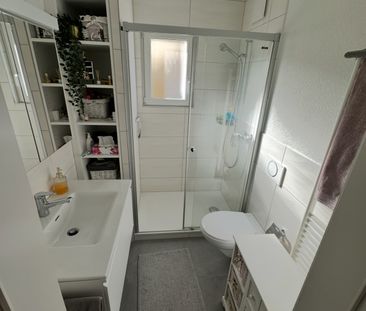 Ruhige und heimelige 2.5 Zimmerwohnung zu vermieten! - Foto 4