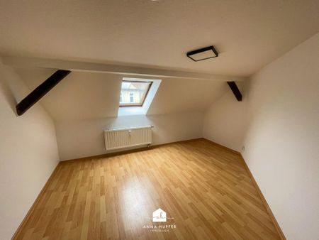 Renovierte 2-Raum-Wohnung mit Einbauküche - Foto 5