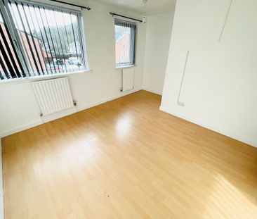 Brynllys, Ebbw Vale, Blaenau Gwent - Photo 3