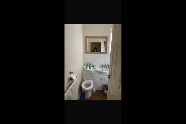 Studio Flat, Milton Road, LU1 - Photo 1