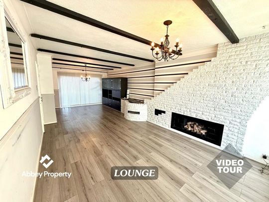 3 bedroom semi-detached bungalow to rent - Photo 1