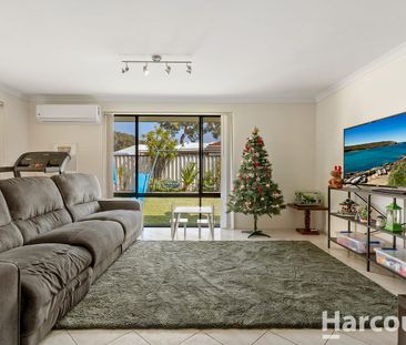 Feel at home amongst the gum trees and nature ! - Photo 1