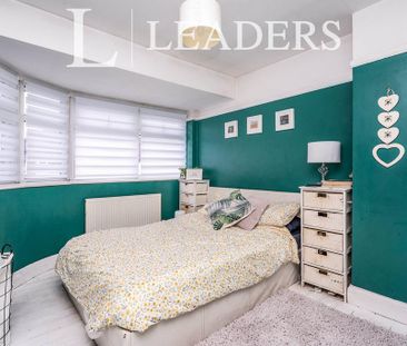 3 bedroom terraced house to rent - Photo 2