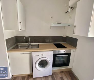 Location Appartement 2 pièces 28m² TOULON 83000 - Photo 2