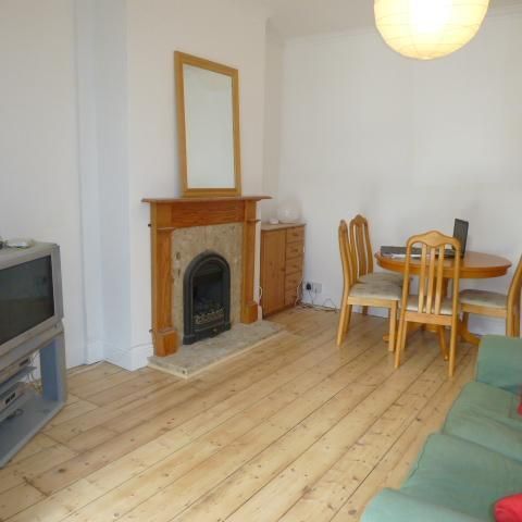 Romilly Road West, Cardiff, Canton - Photo 1