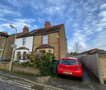 4 bedroom semi-detached house to rent - Photo 1