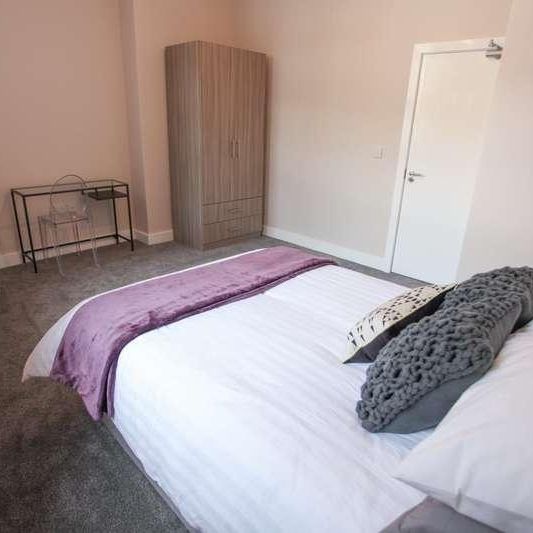 Holt Road, L7 - Photo 1