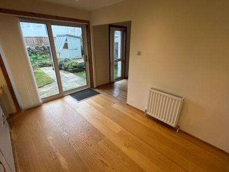 2 bedroom terraced house to rent - Photo 4