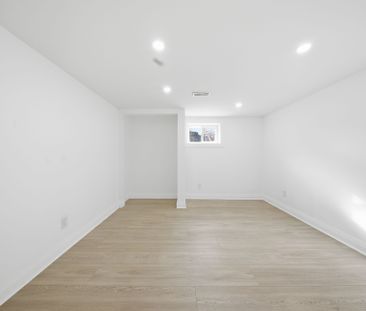 For Lease - 32 Forge Drive, Toronto, Ontario - Photo 6
