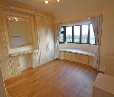 Bury New Road, Breightmet, Bolton, BL2 - Photo 3