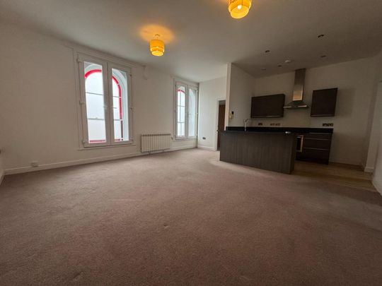 2 bedroom flat to rent - Photo 1