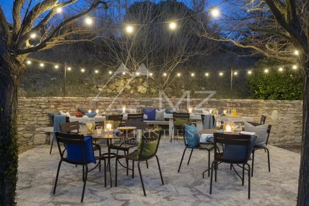 Luberon - Propriété d'exception avec piscine chauffée - Photo 5