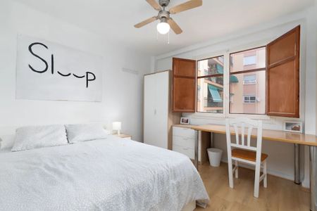 Calle Almácera, Valencia, Valencian Community 46017 - Photo 4