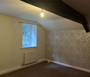 A delightful semi-detached country cottage offering three bedrooms,... - Photo 5