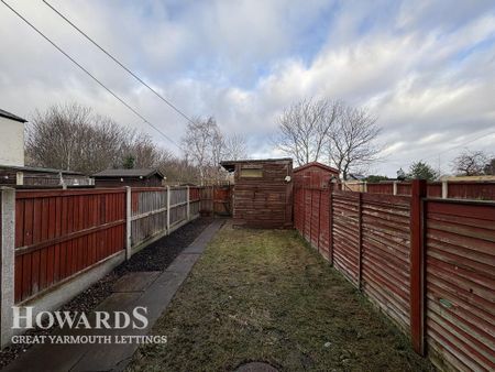 2 bedroom terraced house to rent - Photo 2