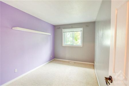 For Lease - 55 Royal Field Crescent, Barrhaven, Ontario - Photo 4