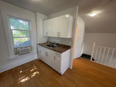 For Lease - 581 Paterson Street Unit# #2, Peterborough Central, Ontario - Photo 2