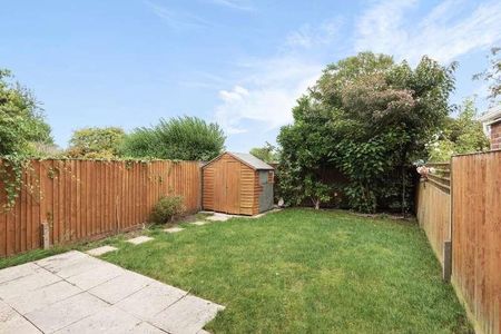 Maidenhead, Berkshire, SL6 - Photo 5