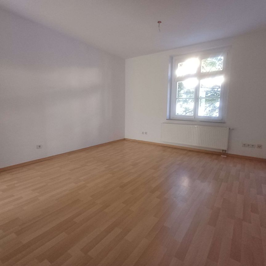 +++ 2 Zimmer Wohnung mit Balkon sowie Stellplatz +++ - Foto 1