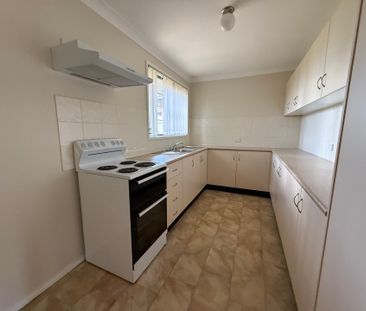 Stylish and Spacious 3 Bedroom Home - Photo 1