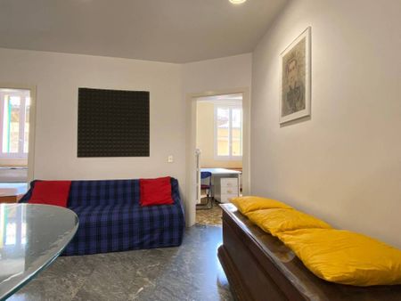 AMPIO APPARTAMENTO PER STUDENTI IN CENTRO STORICO - Photo 2