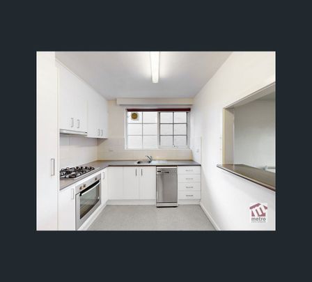 3/86 Hotham Street, East Melbourne, Vic 3002 - Photo 1