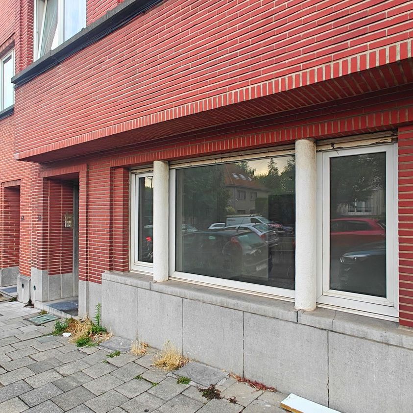 Gelijkvloers appartement met 1 slaapkamer - Photo 1