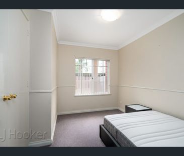 3/62 Bronte Street, East Perth, WA 6004 - Photo 4