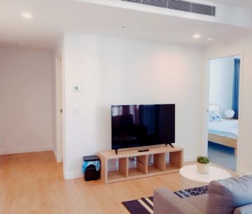 1 bed 1 bath - Photo 2