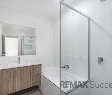 2/5 Noll Street, Kearneys Spring QLD 4350 - Apartment For Rent | Do... - Photo 5