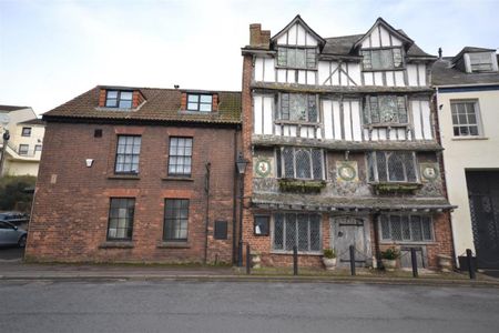 Studio Flat Tudor Street, Exeter, EX4 3BR - Photo 2