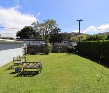 Situated in a highly sought after area, welcome to 66 Rata Street! - Photo 1