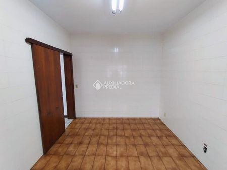Casa com 2 quartos e 121m² para alugar em Camaquã, Porto Alegre. - Photo 3