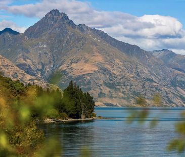 Beautiful home in central Queenstown - Photo 1